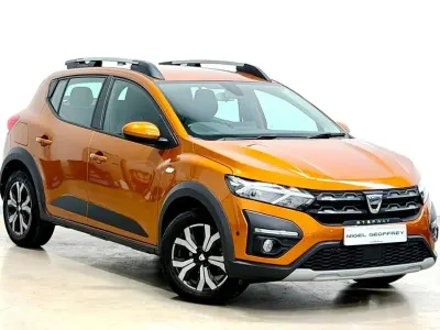 Używany Dacia Sandero Prestige 100 KM (73 kW) 2021 Pomarańczowy Hatchback