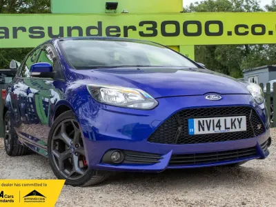 Used Ford Focus ST 2014 Blue Hatchback