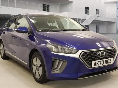 Usado Hyundai Ioniq Premium 141 CV (103 kW) 2020 Azul Utilitario