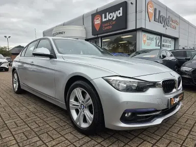Begagnad BMW 330e Sport Line 2016 Silver Sedan