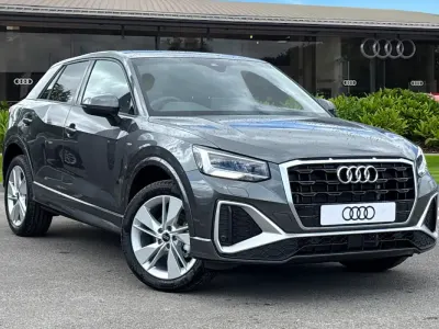Nowe Audi Q2 S-Line 2026 Szary SUV
