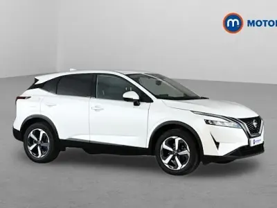 Used Nissan Qashqai N-Connecta 158 HP (116 kW) 2023 White SUV