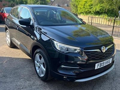 Used Vauxhall Grandland X Elite 130 HP (95 kW) 2019 Black SUV