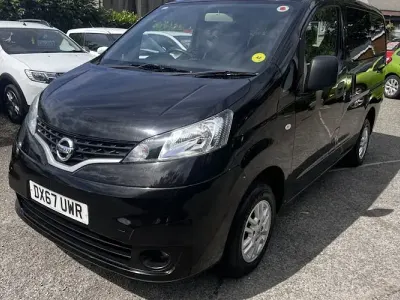 Used Nissan NV200 Acenta 90 HP (66 kW) 2017 Black MPV