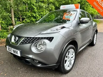 Usado Nissan Juke N-Connecta 110 CV (80 kW) 2017 Gris SUV