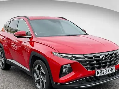 Used Hyundai Tucson Premium 230 HP (169 kW) 2023 Red SUV