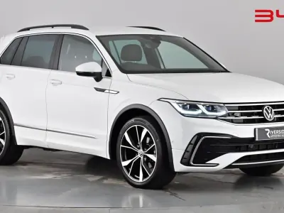 Used VW Tiguan R-line 150 HP (110 kW) 2023 Pure white SUV