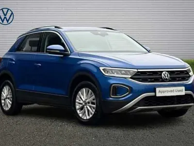 Used VW T-Roc Life 110 HP (80 kW) 2022 Blue SUV