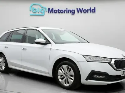 Begagnad Skoda Octavia SE Technology 110 HK (80 kW) 2022 Vit Kombi