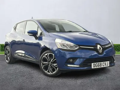 Used Renault Clio Iconic 76 HP (55 kW) 2018 Blue  Hatchback