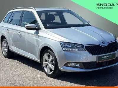 Used Skoda Fabia 81 HP (59 kW) 2019 Brilliant silver metallic Hatchback