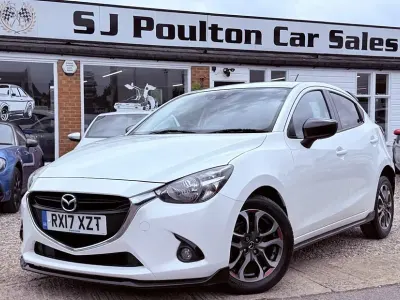 Used Mazda 2 Inclusive 88 HP (64 kW) 2017 White Hatchback