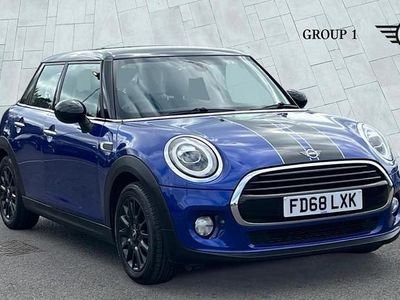 Used Mini Cooper Classic 136 HP (100 kW) 2018 Blue Hatchback