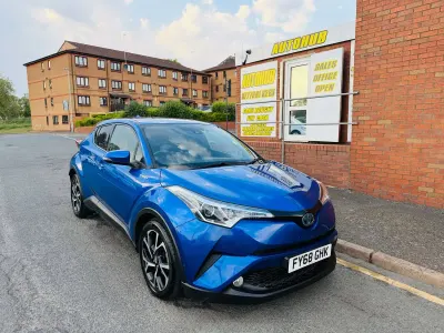 Used Toyota C-HR Design 122 HP (89 kW) 2018 Blue SUV