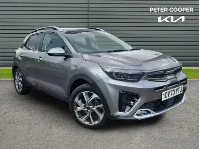 Usado Kia Stonic GT-Line S 118 HP (86 kW) 2023 Cinzento SUV