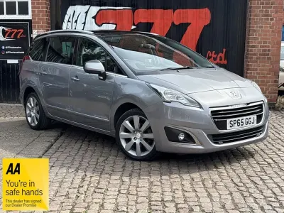 Used Peugeot 5008 Allure 120 HP (88 kW) 2015 Grey MPV