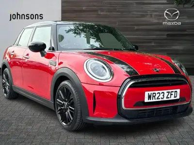 Used Mini Cooper Exclusive 134 HP (98 kW) 2023 Red Hatchback
