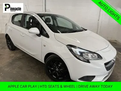 Used Vauxhall Corsa 75 HP (55 kW) 2017 White Hatchback