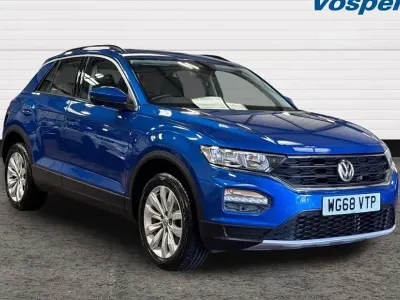Usado VW T-Roc SE 150 HP (110 kW) 2019 Azul SUV
