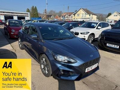 Used Ford Focus ST-Line 120 HP (88 kW) 2020 Blue Hatchback