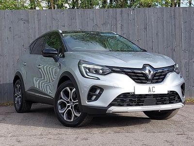 Second-hand Renault Captur Techno 160 CP (117 kW) 2023 Argintiu SUV