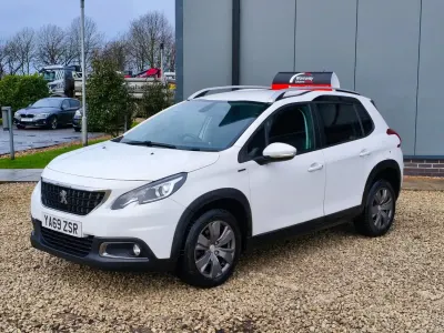 Used Peugeot 2008 Signature Sky 2019 White SUV