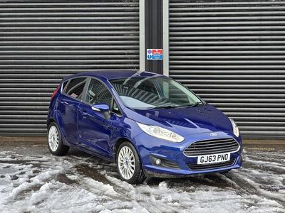 Used Ford Fiesta Titanium 125 HP (91 kW) 2013 Blue Hatchback