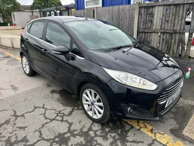 Used Ford Fiesta Titanium 75 HP (55 kW) 2016 Black Hatchback