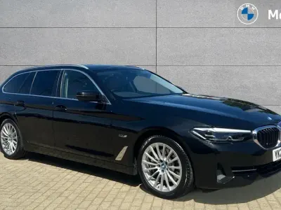 Used BMW 530e Comfort Edition 292 HP (214 kW) 2023 Black Estate