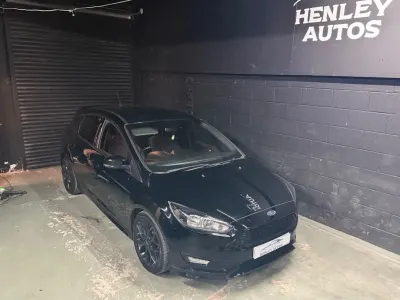 Używany Ford Focus ST-Line 125 KM (91 kW) 2017 Czarny Hatchback