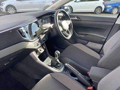 Used VW Polo Life 95 HP (69 kW) 2024 Blue Hatchback