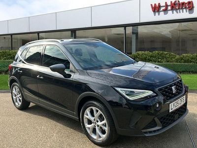 Black New 2025 Seat Arona FR SUV | £19,995 (Fair price)
