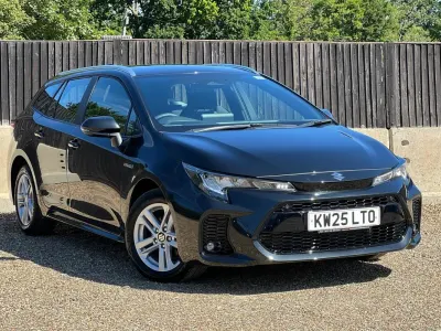 New Suzuki Swace 140 HP (102 kW) 2025 Black Estate