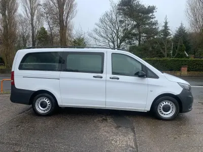 Usado Mercedes Vito 136 HP (100 kW) 2018 Branco Van