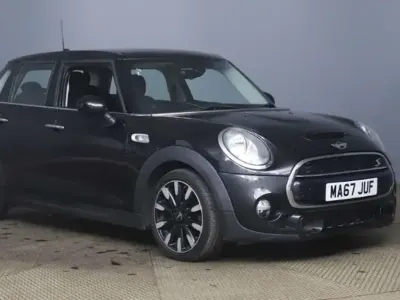 Używany Mini Cooper S 170 KM (125 kW) 2017 Hatchback