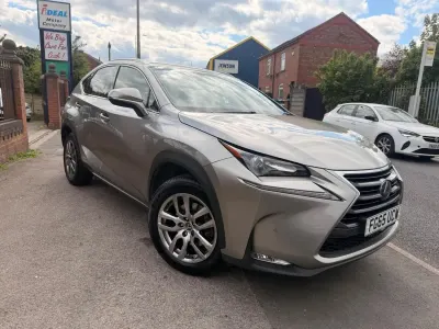 Usado Lexus NX300h Luxury Line 2015 Plateado SUV