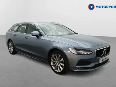 Used Volvo V90 Momentum 190 HP (139 kW) 2020 Blue Estate