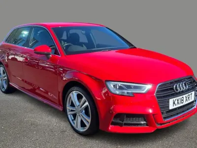 Usado Audi A3 S-Line 150 CV (110 kW) 2018 Rojo Berlina
