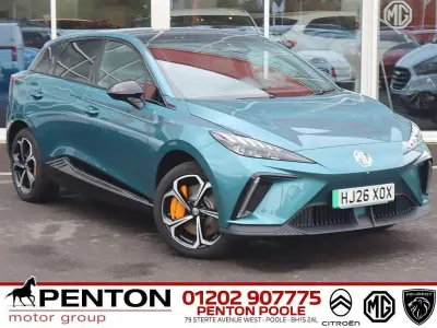 New MG MG4 EV 315 kW (429 HP) 2026 Green Hatchback