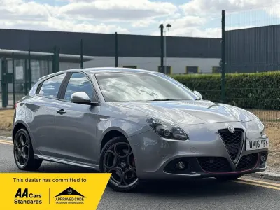 Used Alfa Romeo Giulietta Edizione Speciale 150 HP (110 kW) 2016 Grey Hatchback