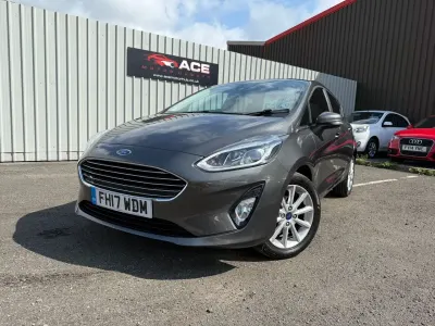 Used Ford Fiesta Titanium 125 HP (91 kW) 2017 Grey Hatchback