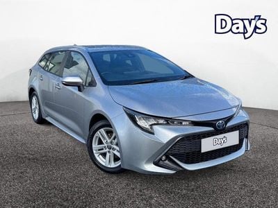 Silver Used 2022 Toyota Corolla Estate | £17,362 (Good price)