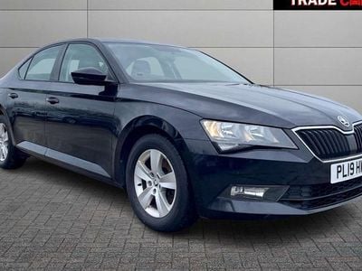 Black Used 2019 Skoda Superb Hatchback | £8,295 (Super price)