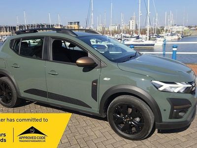 Used Dacia Sandero Extreme 2025 Green Hatchback
