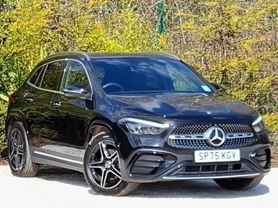 Begagnad Mercedes GLA200 Executive 150 HK (110 kW) 2025 Svart SUV
