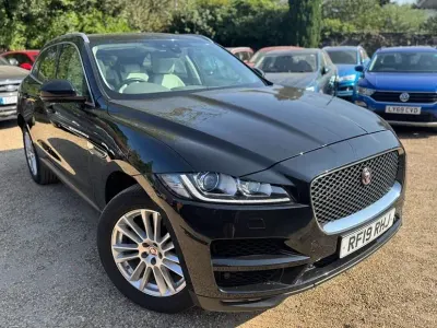 Used Jaguar F-Pace Portfolio 250 HP (183 kW) 2019 Black SUV