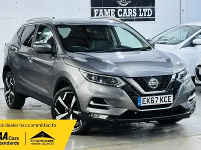 Used Nissan Qashqai Tekna 115 HP (84 kW) 2017 Grey SUV