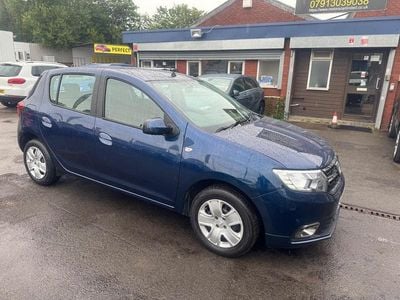 Blue Used 2017 Dacia Sandero Lauréate Hatchback | £4,399 (Good price)