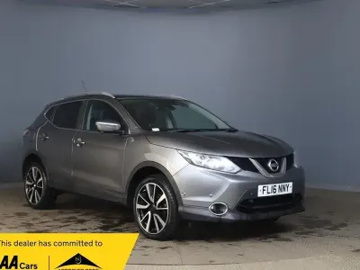 Used Nissan Qashqai Tekna 110 HP (80 kW) 2016 Grey SUV