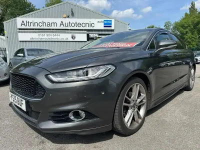 Begagnad Ford Mondeo Titanium 2015 Grå Halvkombi